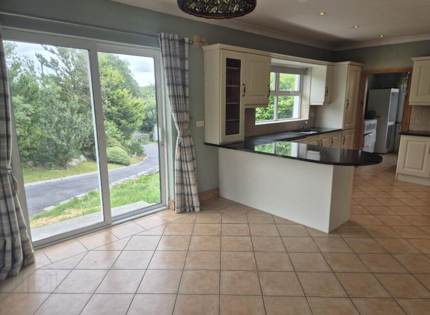 Doon East, Rosscahill, H91FY8A