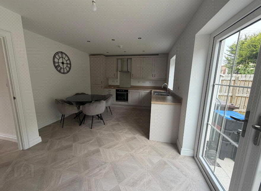 102b Ro Rua, Toomebridge, BT41 3PG