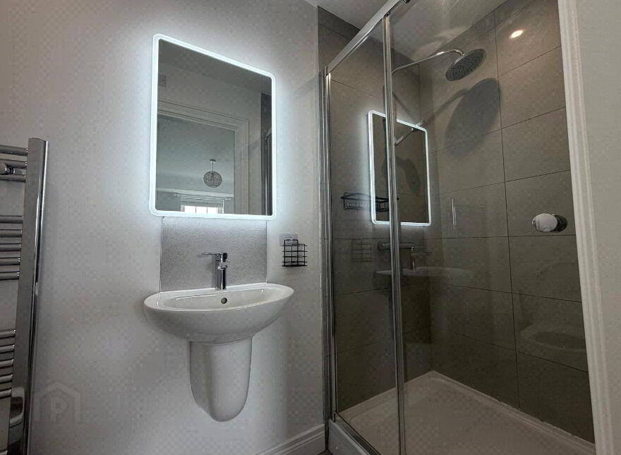102b Ro Rua, Toomebridge, BT41 3PG
