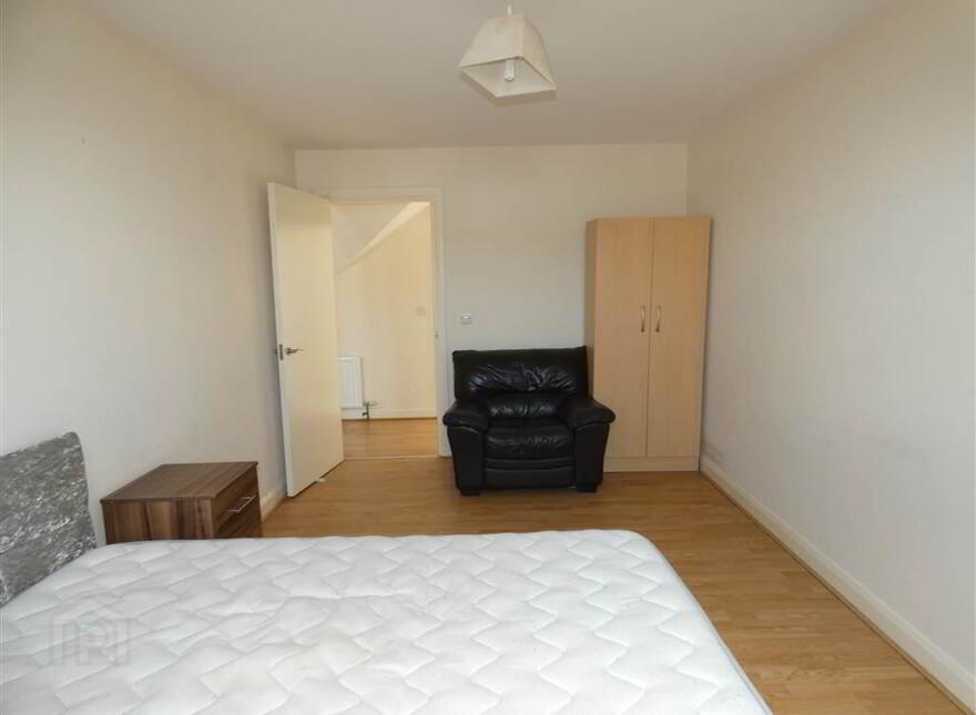 Apt 11 46, Grace Avenue, Belfast, BT5 5JJ