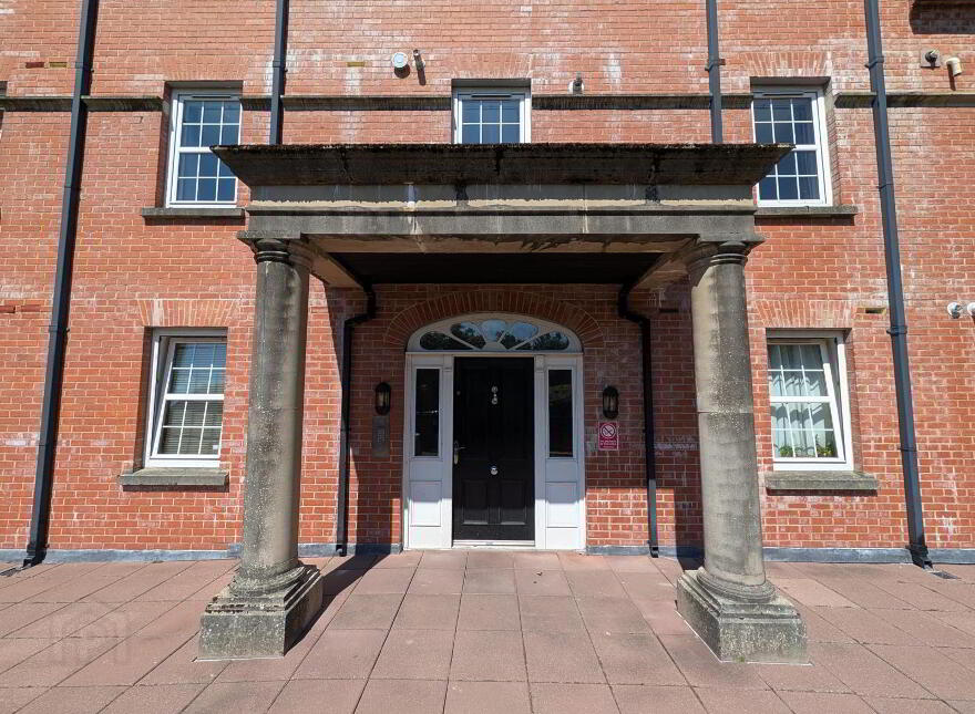 Apt 51, Milfort Mews, Glenburn Road, Dunmurry, Belfast, BT17 9JE