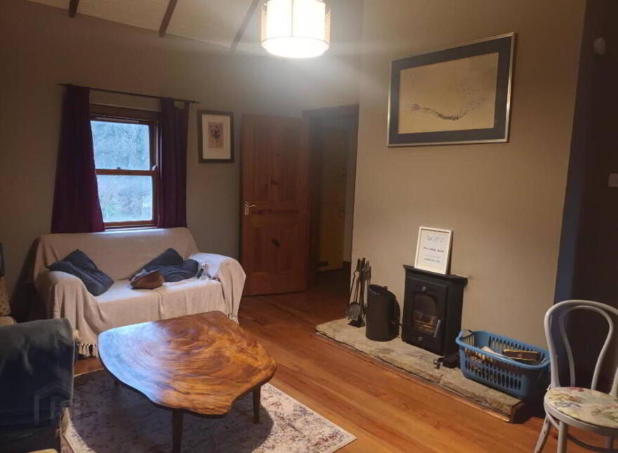 Flat 1a The Stables, Moyglass Farm, Ballygonnell Road, Springfield, Enniskillen, BT74 8DG