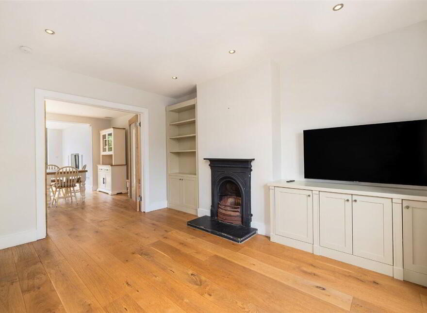 104 Eaton Wood Grove, Shankill, Dublin, D18F7P2