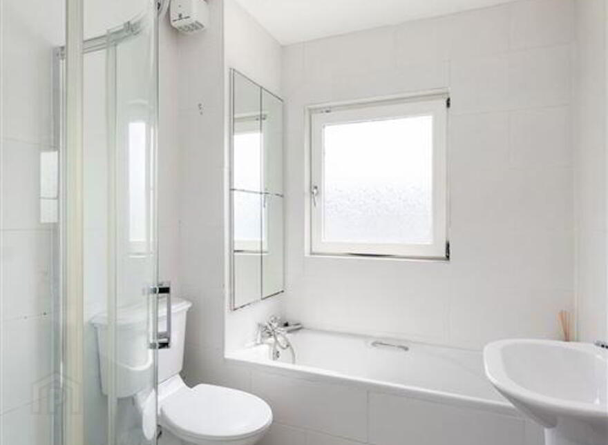 104 Eaton Wood Grove, Shankill, Dublin, D18F7P2