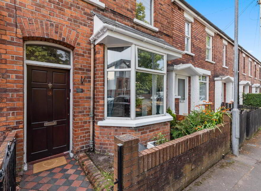 125 Parkgate Avenue, Belfast, BT4 1JB