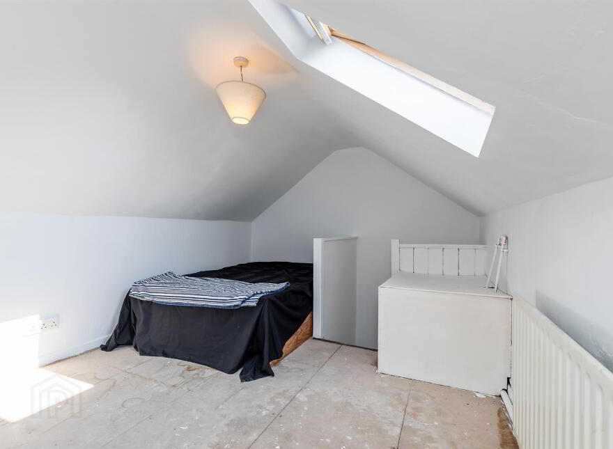 125 Parkgate Avenue, Belfast, BT4 1JB