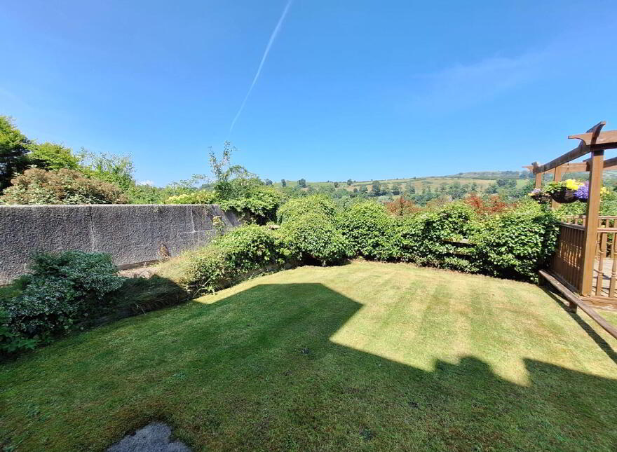 7 Prospect Court, Cushendall, Ballymena, BT44 0QN