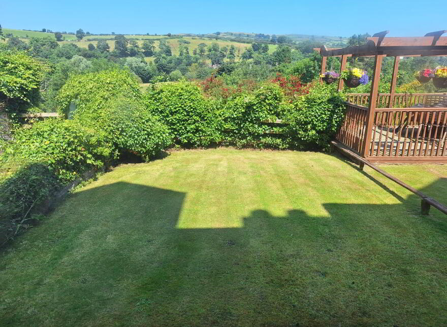 7 Prospect Court, Cushendall, Ballymena, BT44 0QN