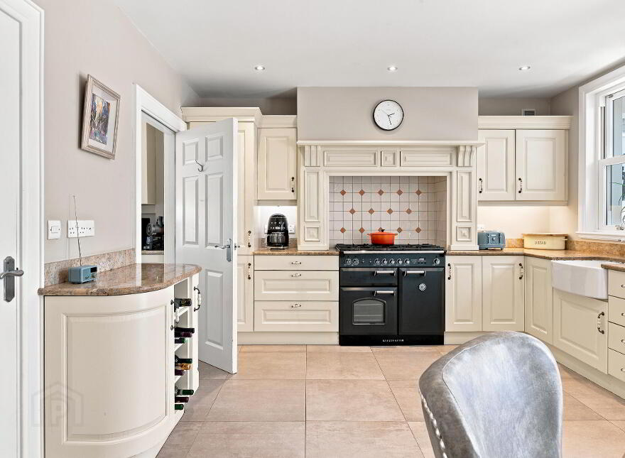 5 Danesfort Park Central, Stranmillis Road, Belfast, BT9 7RE
