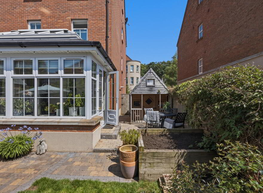 5 Danesfort Park Central, Stranmillis Road, Belfast, BT9 7RE