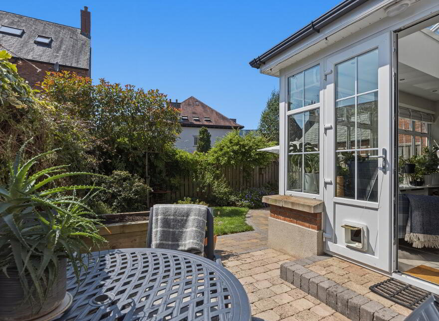 5 Danesfort Park Central, Stranmillis Road, Belfast, BT9 7RE