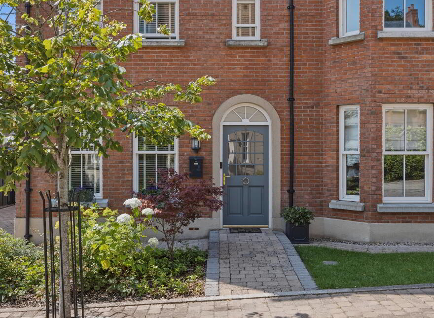 5 Danesfort Park Central, Stranmillis Road, Belfast, BT9 7RE