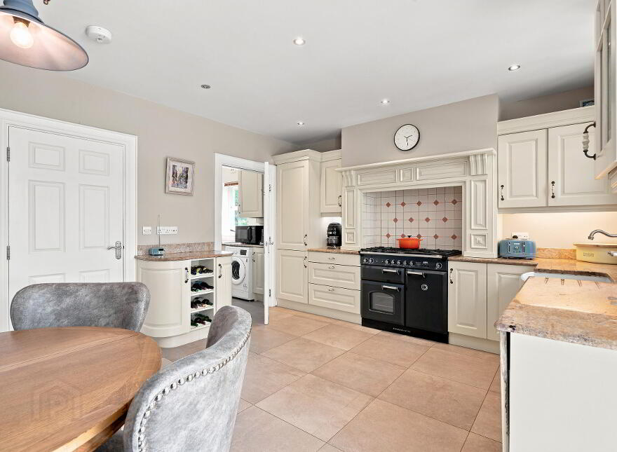 5 Danesfort Park Central, Stranmillis Road, Belfast, BT9 7RE