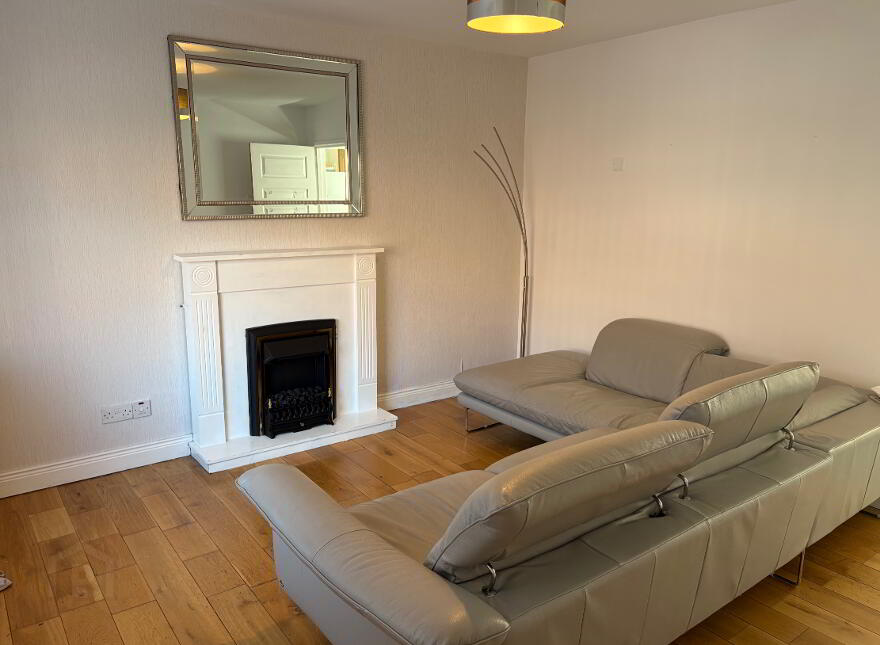 48 Whitehall Parade, Ormeau Road, Belfast, BT7 3GX