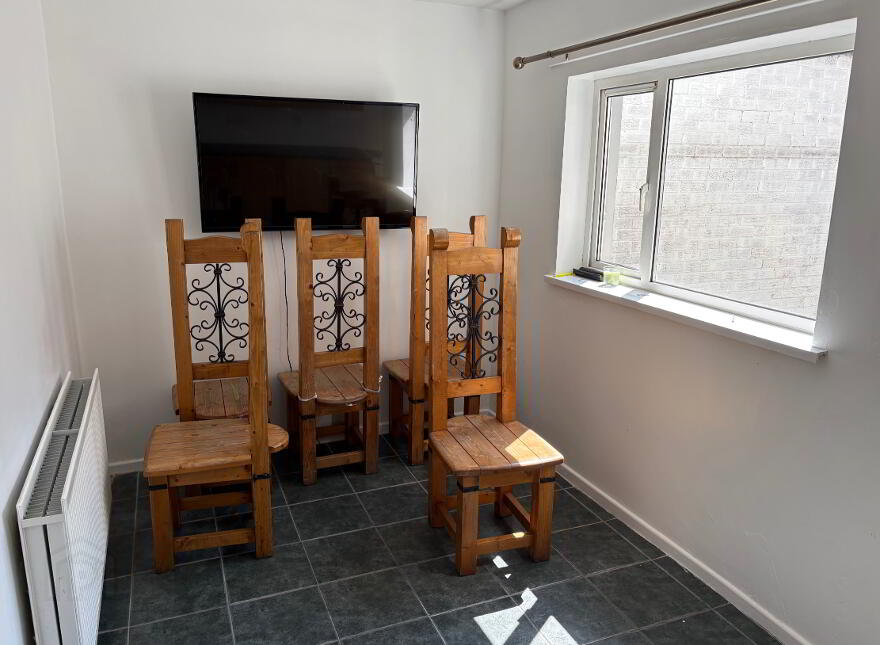 48 Whitehall Parade, Ormeau Road, Belfast, BT7 3GX