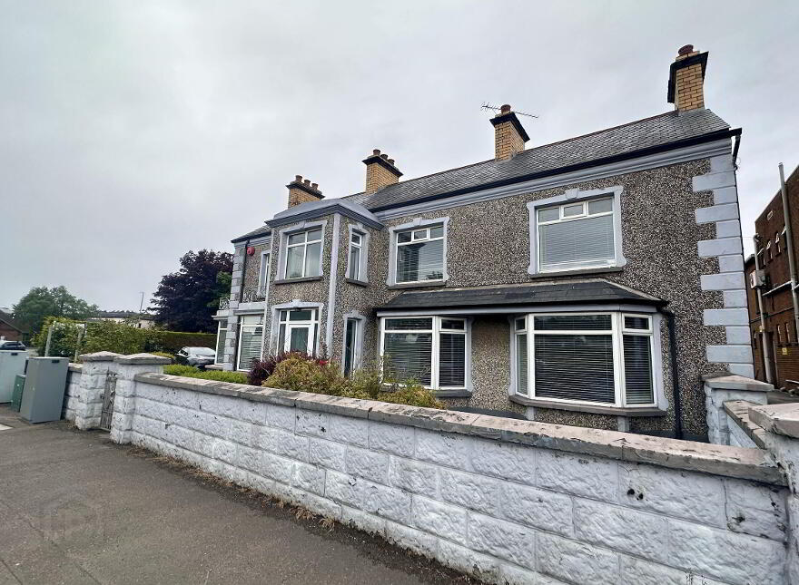 33 Ballynahinch Road, Carryduff, BT8 8EH
