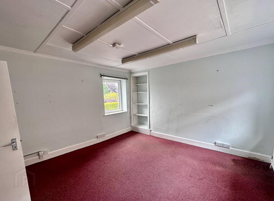 33 Ballynahinch Road, Carryduff, BT8 8EH