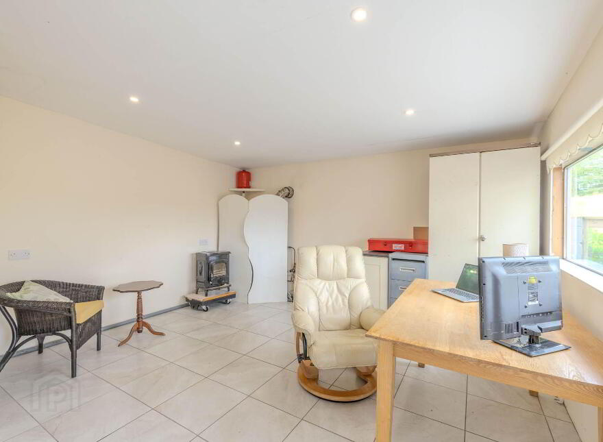 Lismacanigan Lower, Mountnugent, A82WA48