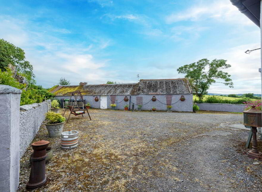 Lismacanigan Lower, Mountnugent, A82WA48