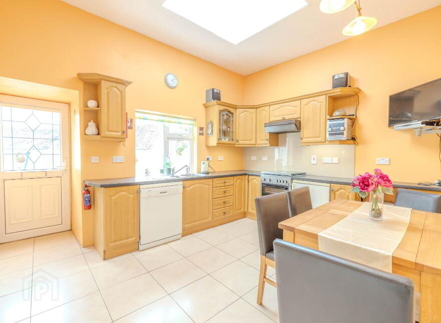 Lismacanigan Lower, Mountnugent, A82WA48