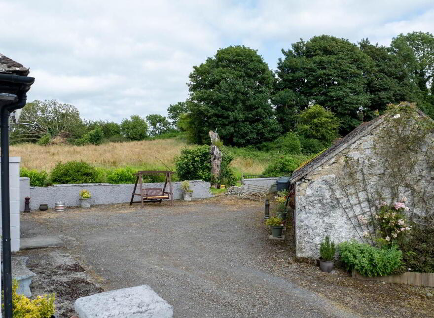 Lismacanigan Lower, Mountnugent, A82WA48