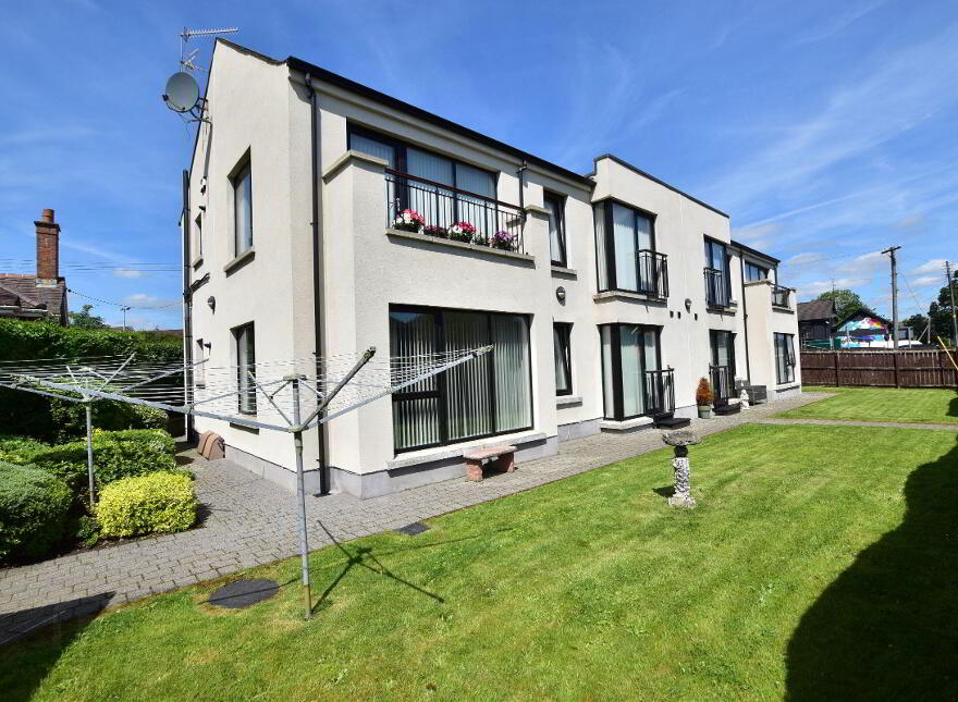 1 Queensway Mews, Lambeg, Lisburn, BT27 4RH