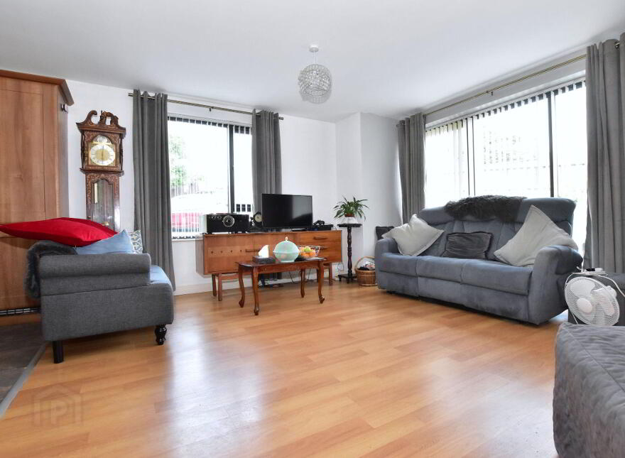 1 Queensway Mews, Lambeg, Lisburn, BT27 4RH