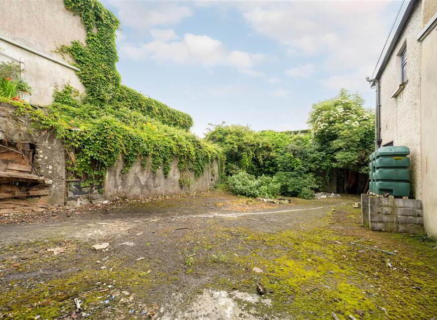 Main Street, Castlebar, F23HH31