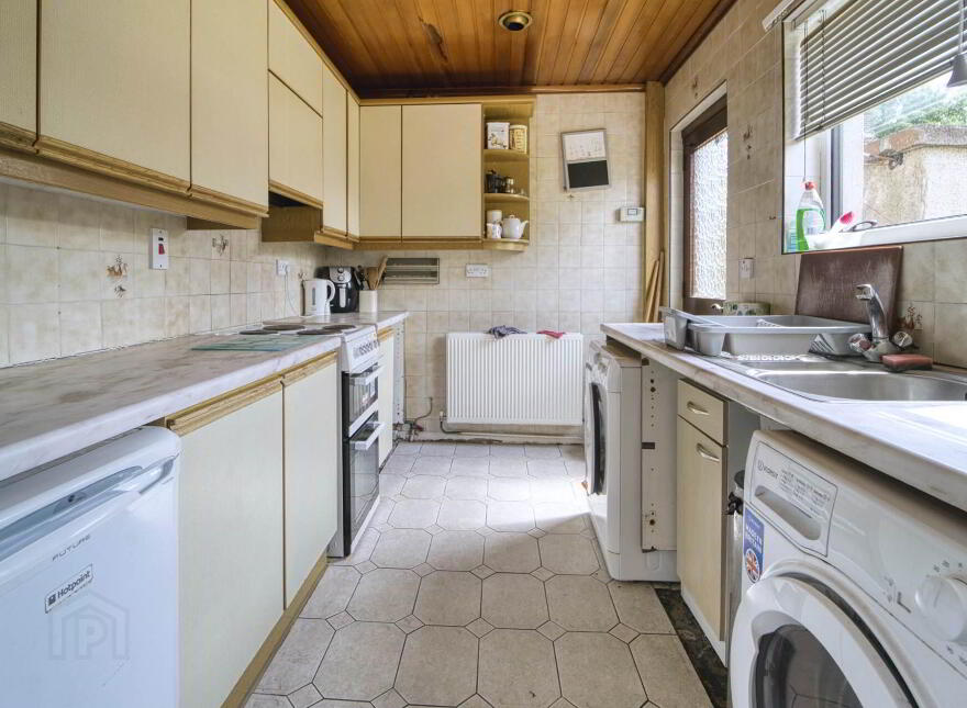 11 Rowan Drive, Dunmurry, Belfast, BT17 9PX