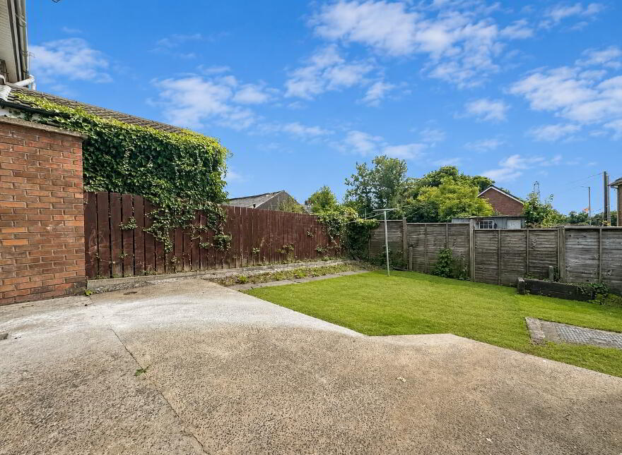 24 Prospect Park, Carrickfergus, BT38 8QA