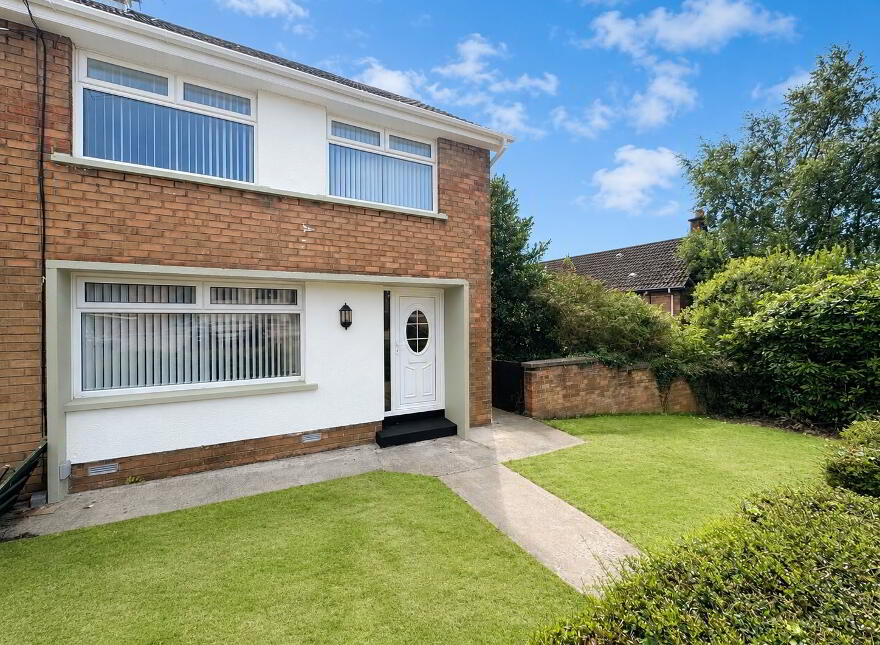 24 Prospect Park, Carrickfergus, BT38 8QA
