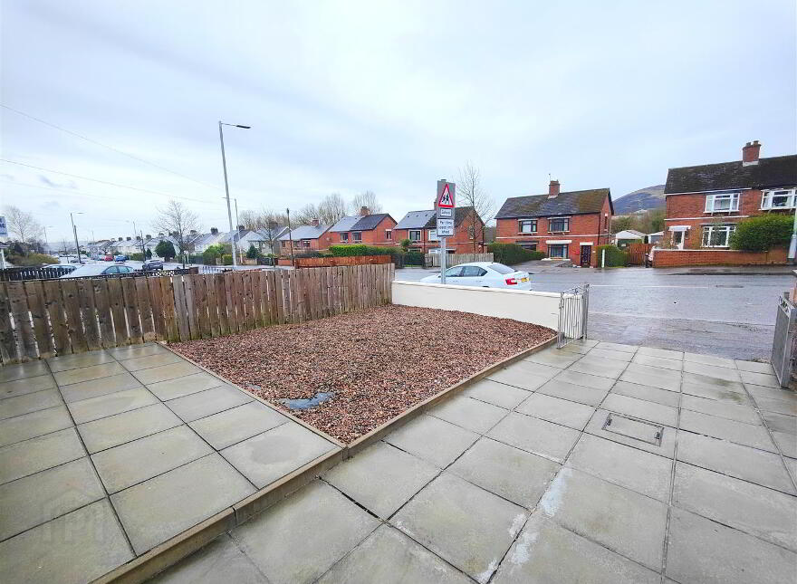 669 Oldpark Road, Belfast, BT14 6QY