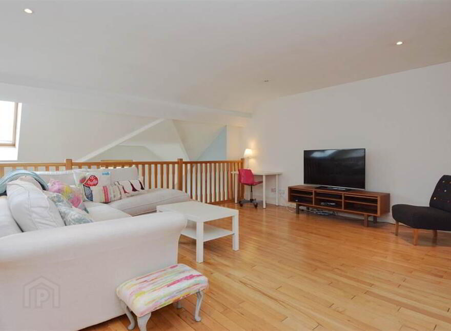 Apt 5 Acorn Hill, 9a Annadale Ave, Belfast, BT7 3JH