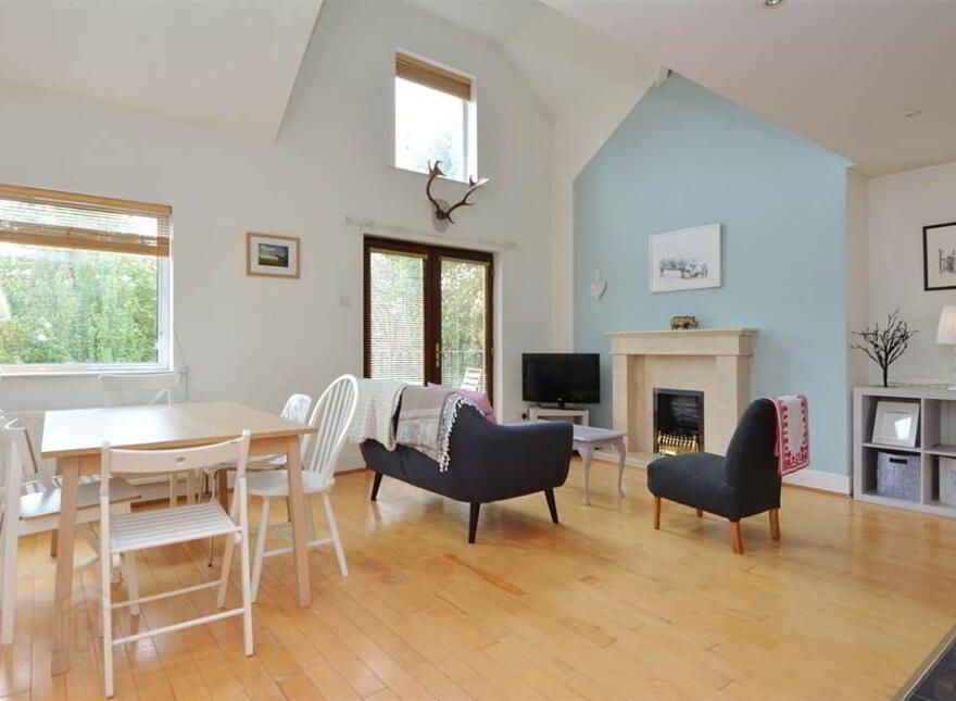 Apt 5 Acorn Hill, 9a Annadale Ave, Belfast, BT7 3JH