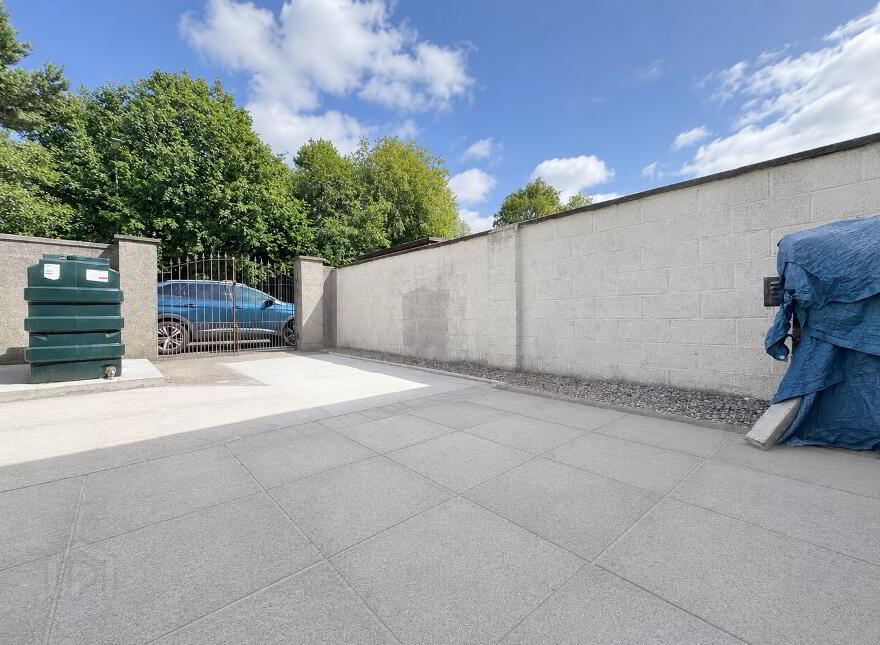 101 Shore Crescent, Belfast, BT15 4JR