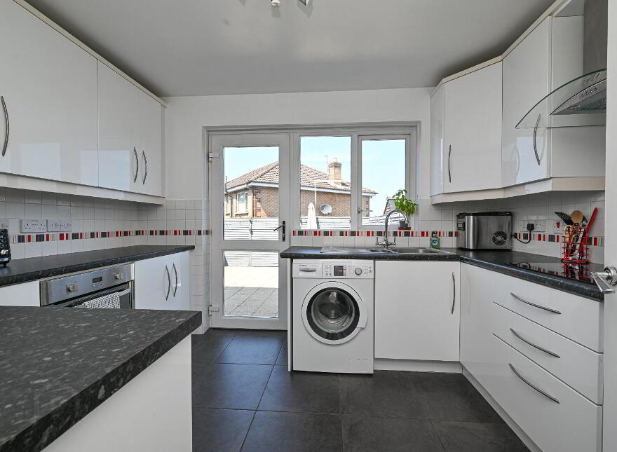 11 Stratford Gardens, Bangor, BT19 6ZH