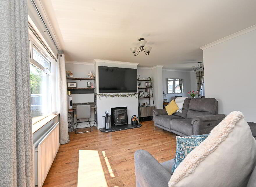 11 Stratford Gardens, Bangor, BT19 6ZH