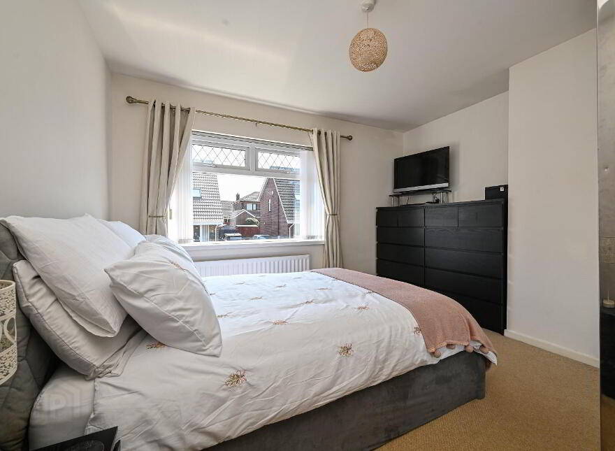 11 Stratford Gardens, Bangor, BT19 6ZH
