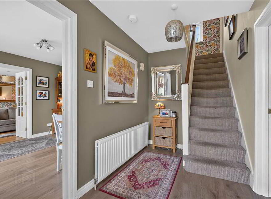 10 Baronscourt Gardens, Carryduff, Belfast, BT8 8EW