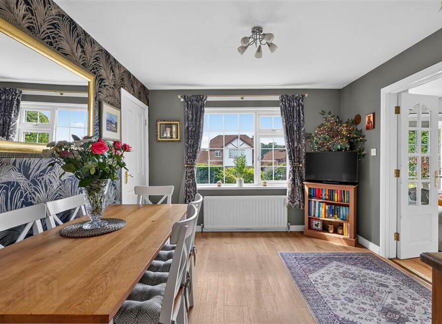 10 Baronscourt Gardens, Carryduff, Belfast, BT8 8EW