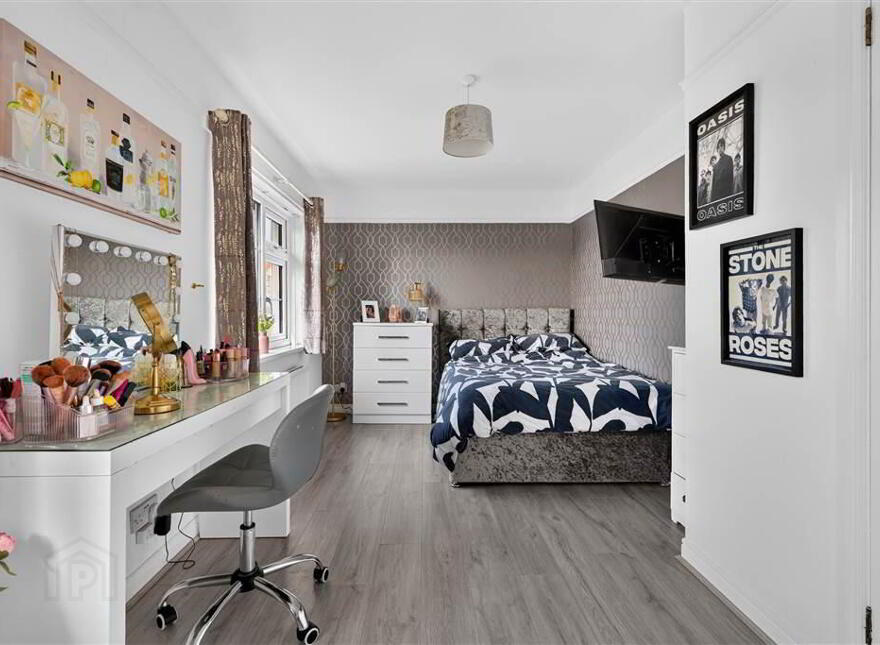 10 Baronscourt Gardens, Carryduff, Belfast, BT8 8EW