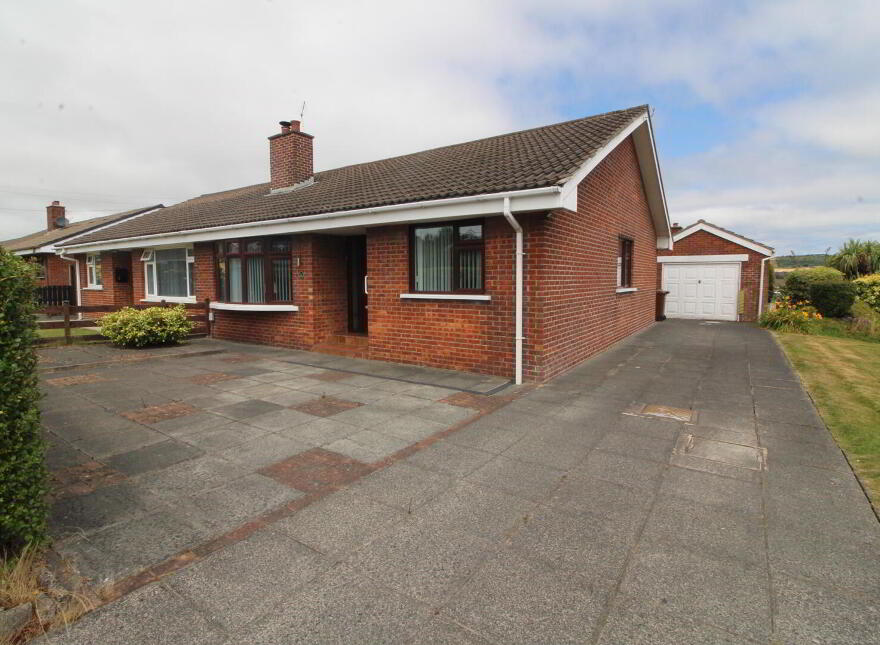 12 Hightown Park, Newtownabbey, BT36 7TW
