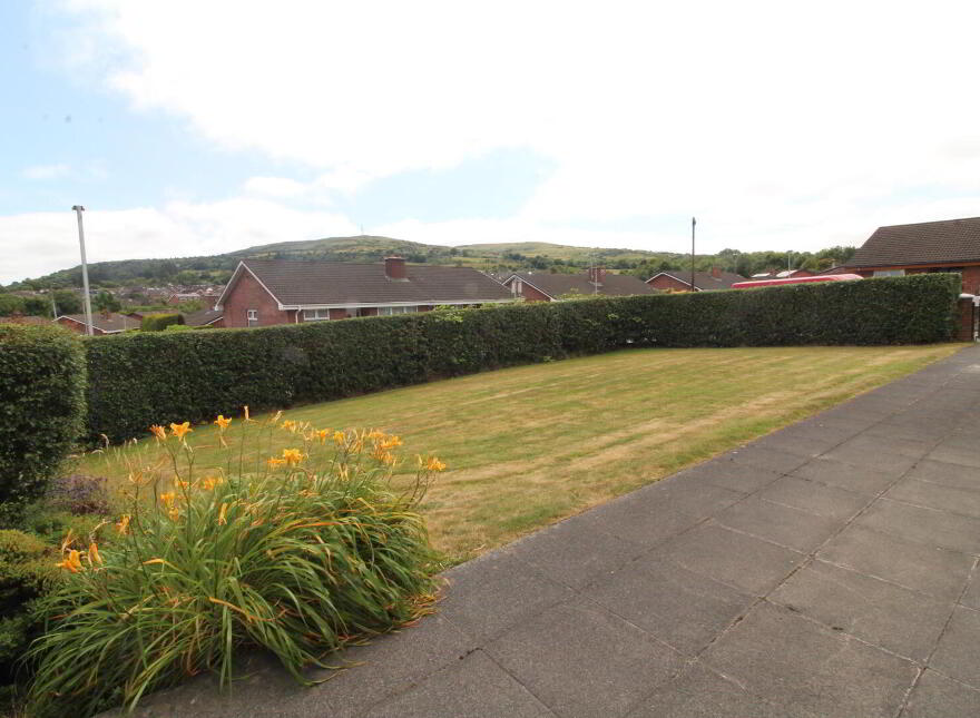 12 Hightown Park, Newtownabbey, BT36 7TW