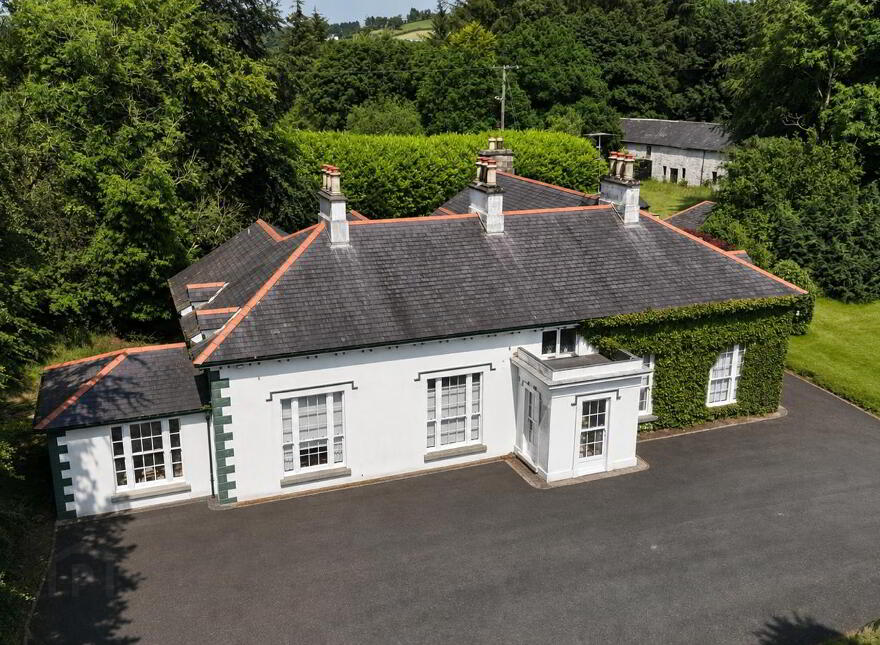 Loughmacrory Lodge, Loughmacrory Road, Loughmacrory, Omagh, BT79 9LG
