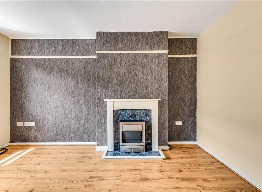 6 Kinbane Way, Finaghy, Belfast, BT10 0DN