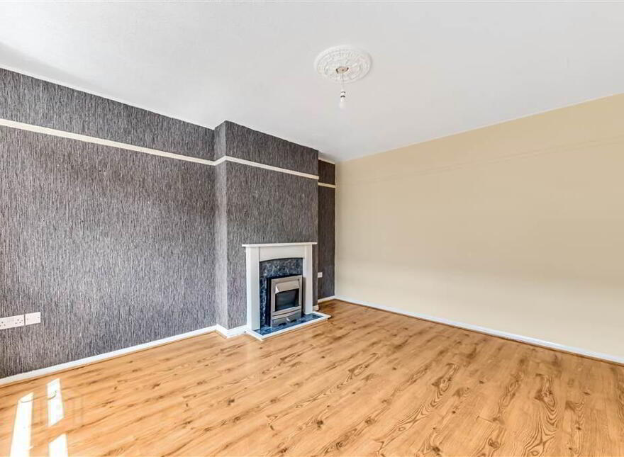6 Kinbane Way, Finaghy, Belfast, BT10 0DN