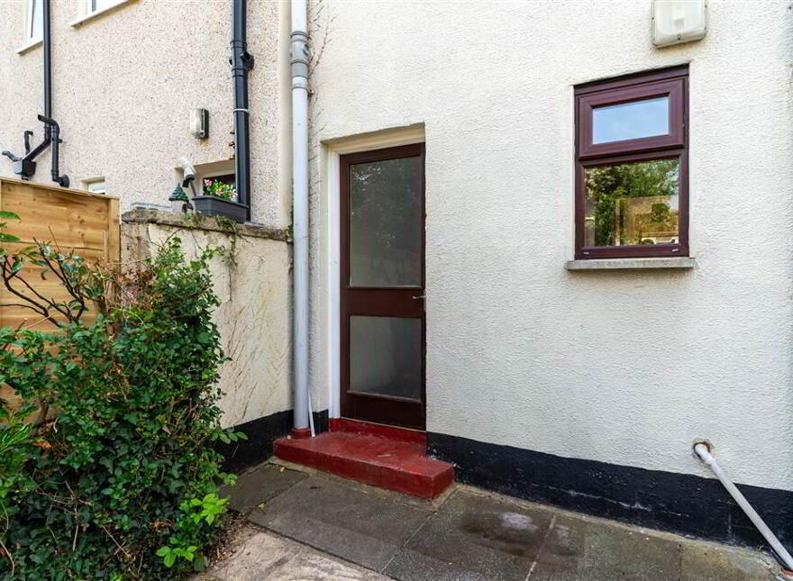 6 Kinbane Way, Finaghy, Belfast, BT10 0DN