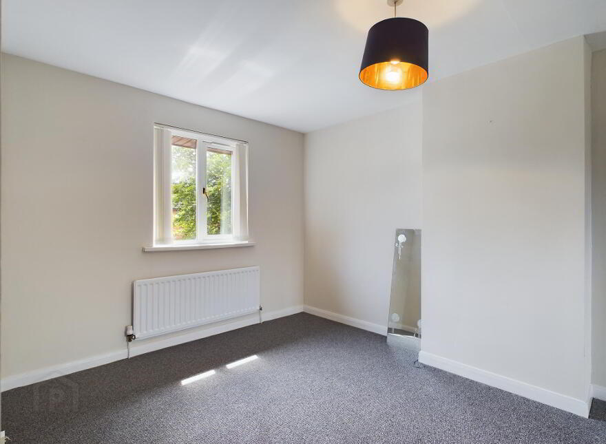 8 Hampton Parade, Sunnyside Street, Belfast, BT7 3EQ