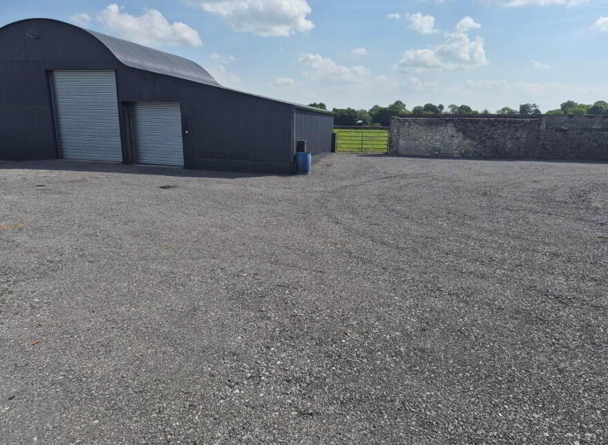 Commercial Yard & Outbuildings, Claregalway, H91W13C