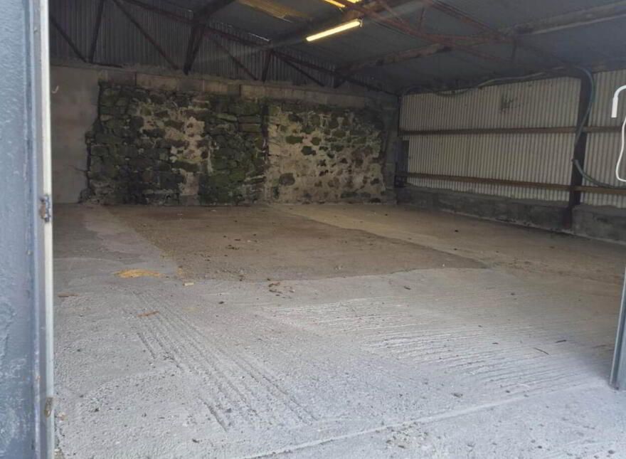 Commercial Yard & Outbuildings, Claregalway, H91W13C